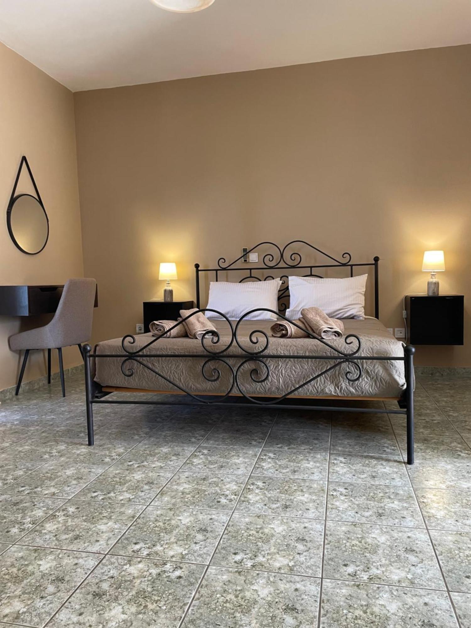 Maria Anastasia Studios Trapezaki  Luaran gambar